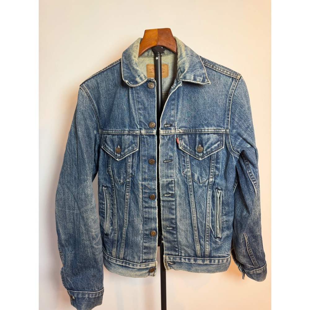 Vintage Levis 70505 0217 Denim Trucker Jacket Made in USA Blue Size 38L